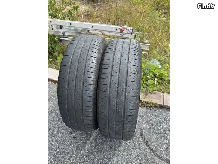 Myydään R 15 kesärenkaat
