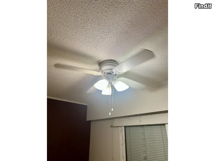 Säljes Taklampa med fläkt