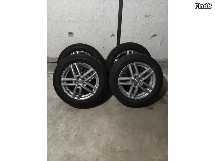 Säljes Fälgar med däck 16 tum