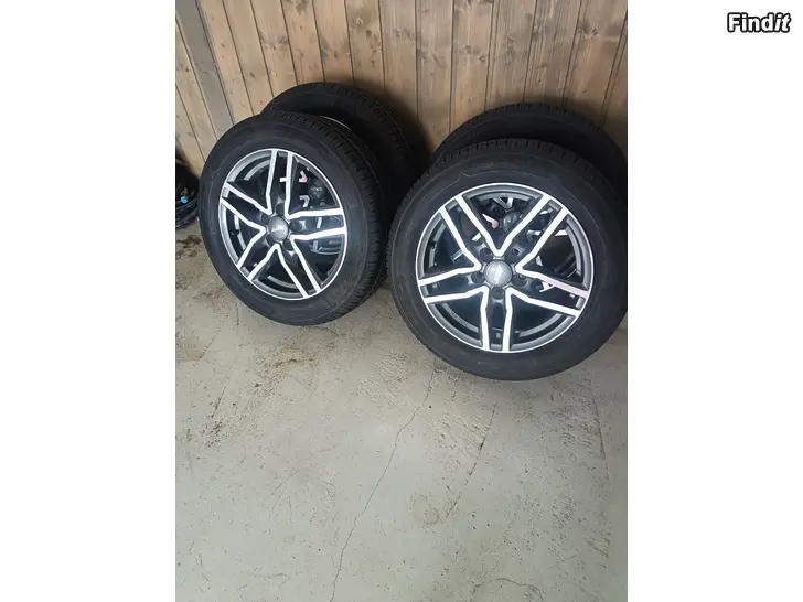 Myydään Baarum 20555 R16 uusi sarja