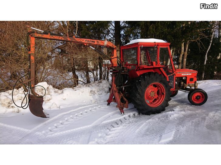 Säljes Traktor med skogskran