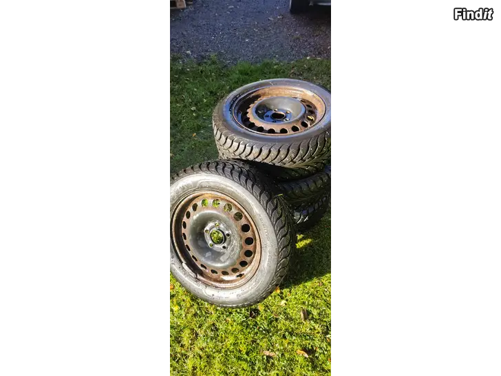 Säljes Saab / Opel vinterdäck 205/60R16