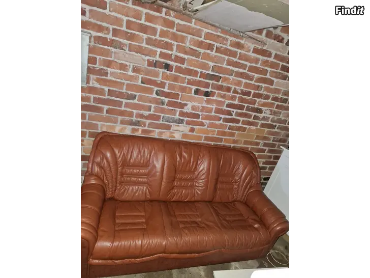 Säljes Soffa och 2 stolar
