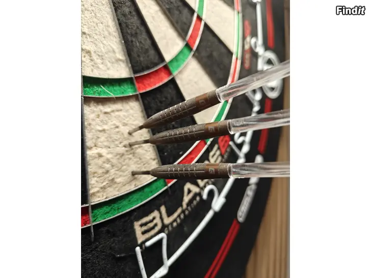 Säljes Dartpilar darttikat bull, goat, mm