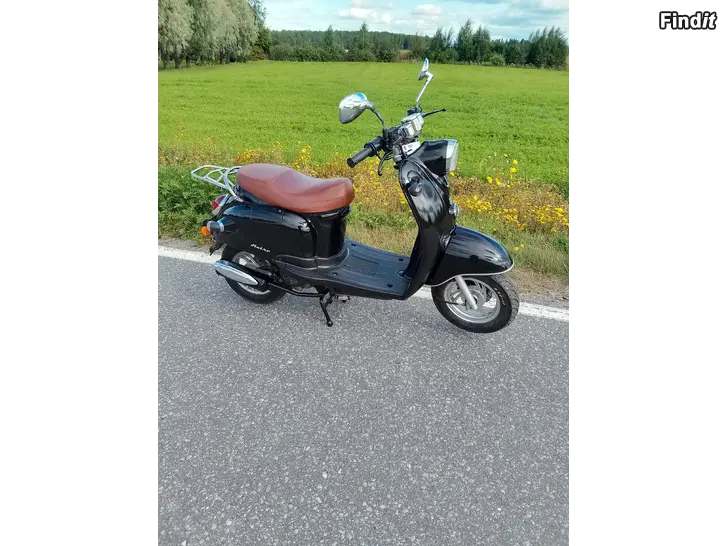Myydään Solifer 50 Retro 4-T
