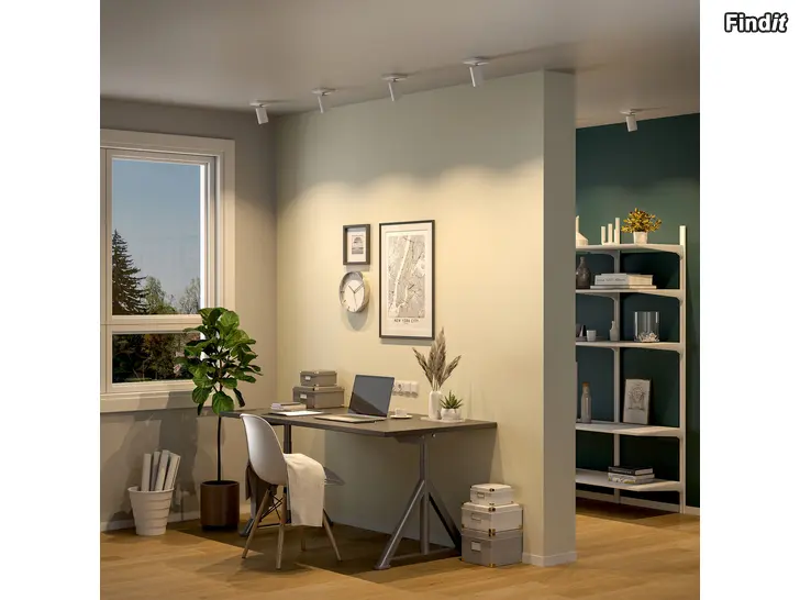 Myydään Dekolight Can Spot Tilt square vaihdetavalla ledillä