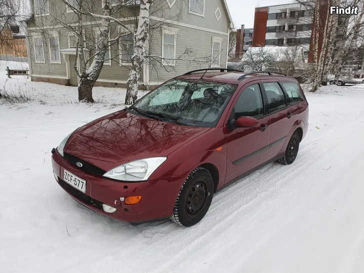 Säljes Ford focus 1.6 bensin