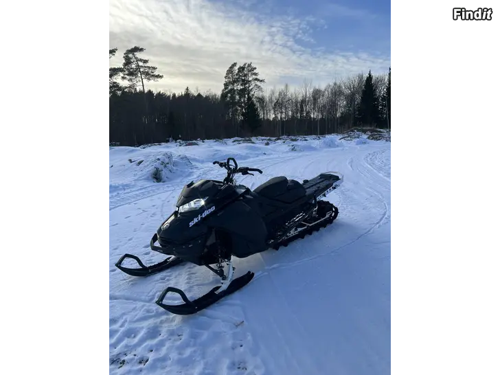 Säljes Summit X 850