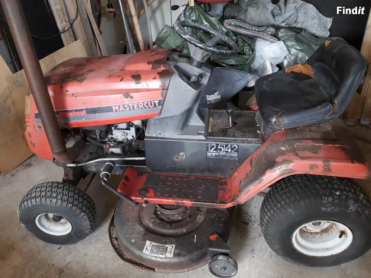 Myydään Traktor-gräsklippare