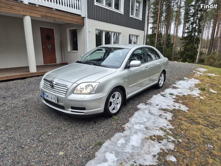 Myydään Toyota Avensis 1.6 Samalla omistajalla 2005-2026, leimattu 17.3.2026, 2x melkein uudet renkaat