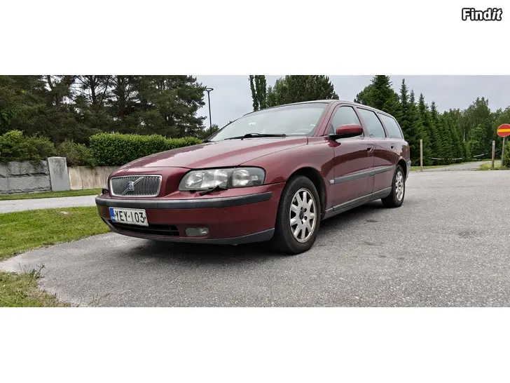 Säljes Volvo V70 II 2.4 170hk