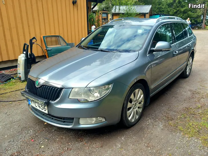 Myydään Skoda SuperB Elegance 2.0 TDi 170hv Autom.Farm