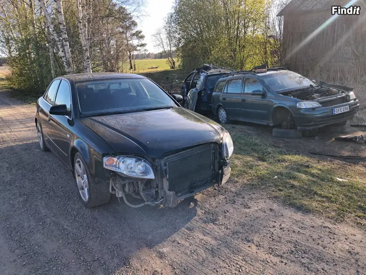 Myydään Audi A4 B7 1.8 Osina