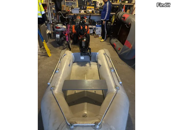 Myydään BRIG Gummibåt + Suzuki 2.5 hk