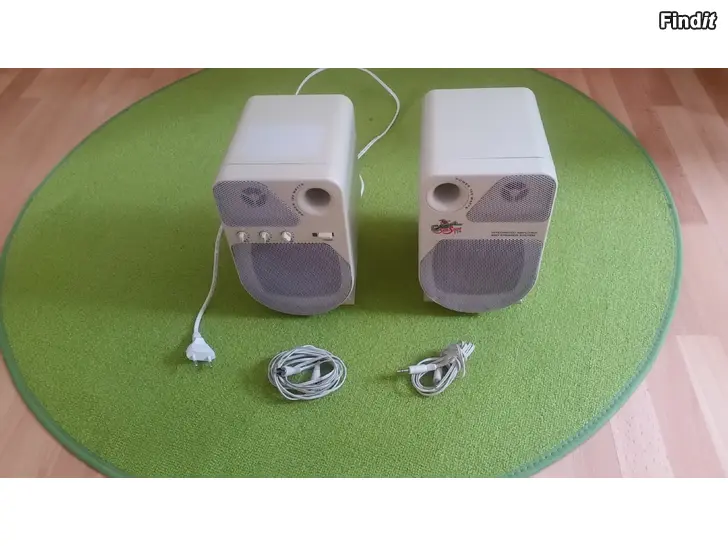 Myydään Multimedia kaiuttimet pari Surf Sound 120 -hinta 15e