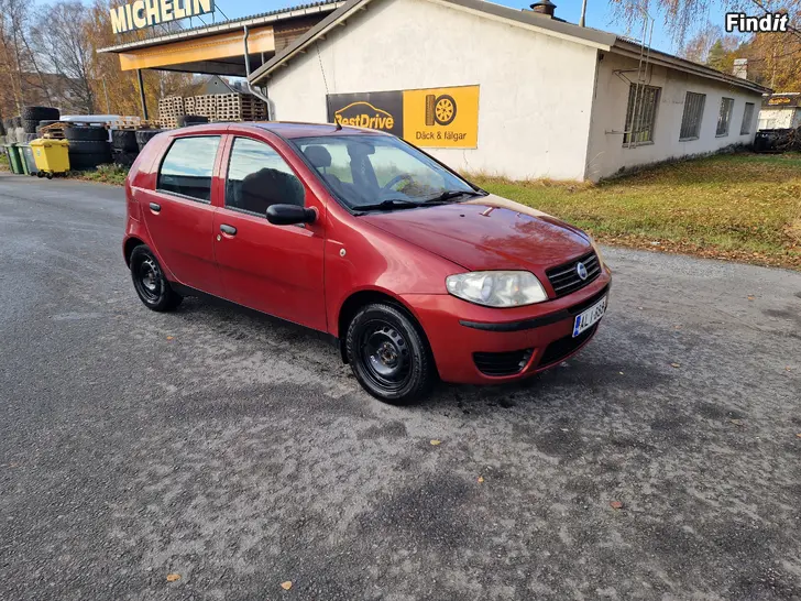 Säljes Fiat Punto 1.2 Bensin  Ny Besiktigad