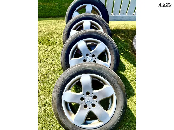 Myydään Mercedes-Benz 16 vanteet kesärenkailla