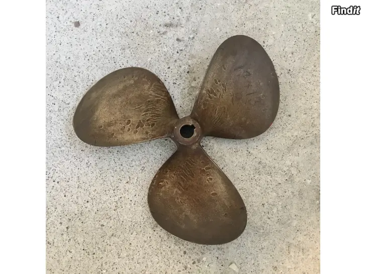 Säljes Propeller 17x13R