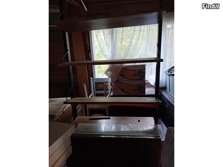 Säljes Teak hylla från 60-talet