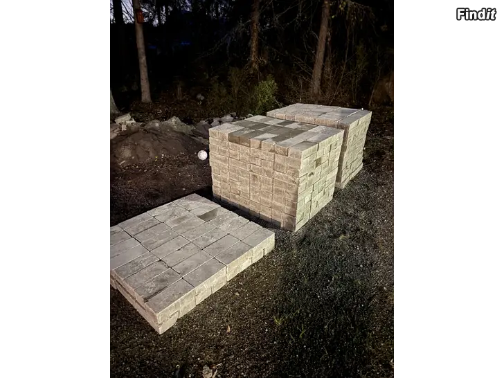 Myydään Lakka harmaa pihakivi 278 x 138 x 80mm