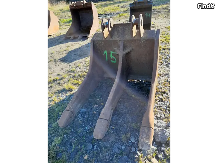 Säljes Kaivinkoneen kauhoja myydään
