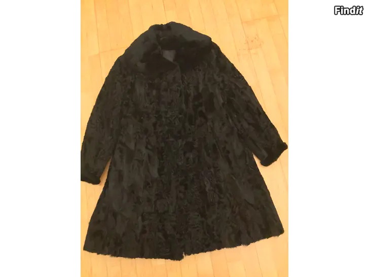 Myydään Krimiturkki 40