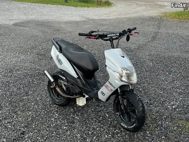 Säljes Yamaha jog r