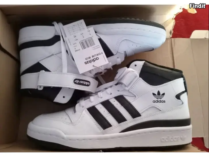 Myydään Uudet Adidas lenkkarit
