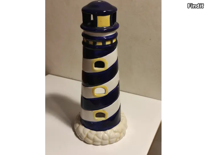 Myydään Sia Collection, Majakka-lyhty