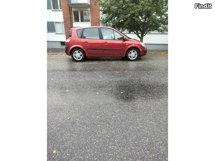 Myydään Löytö. Renault Scenic ,2.0 16 V.  Hp. 2900 e