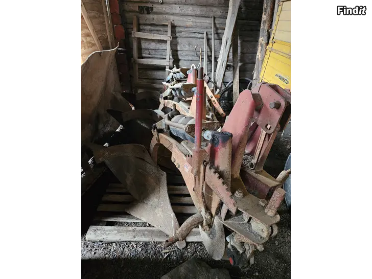 Säljes 3-skärig Överum plog