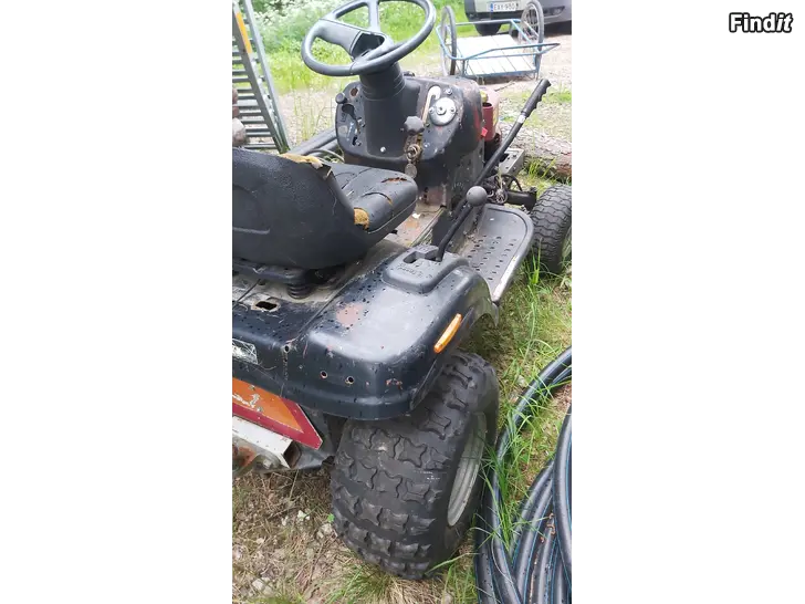 Säljes Säljer partner gräsklippare