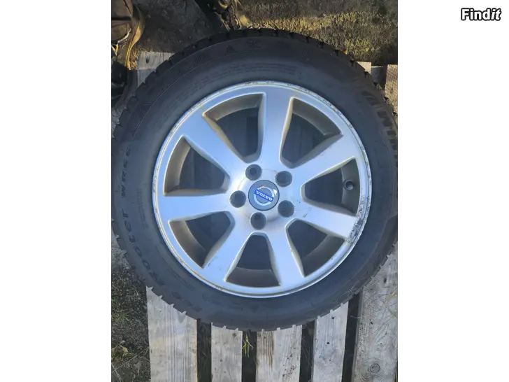 Säljes Volvo vinter däck och fälgar