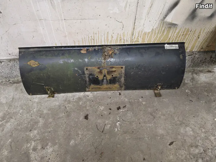 Myydään Husqvarna lumilevy