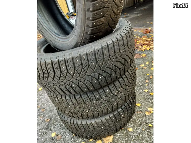 Myydään Talvirenkaat 205/55  R16