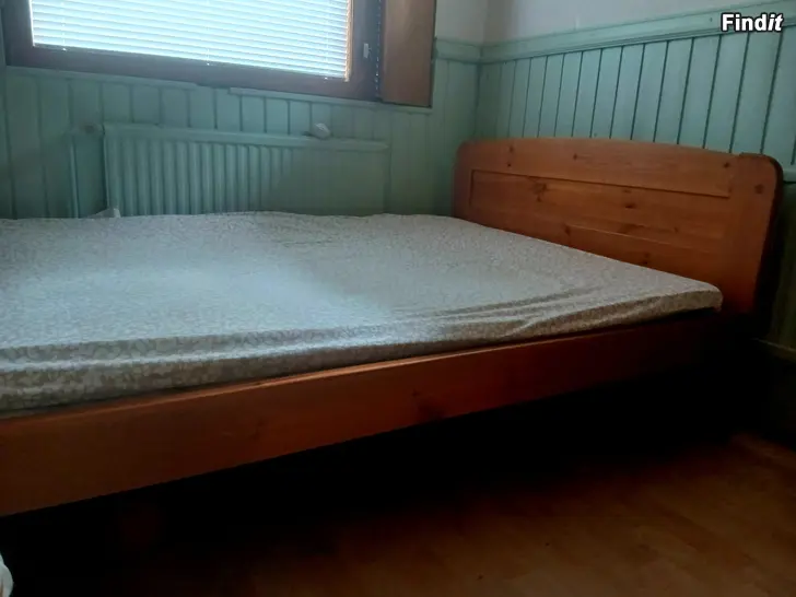 Säljes Säng Sänky Bed
