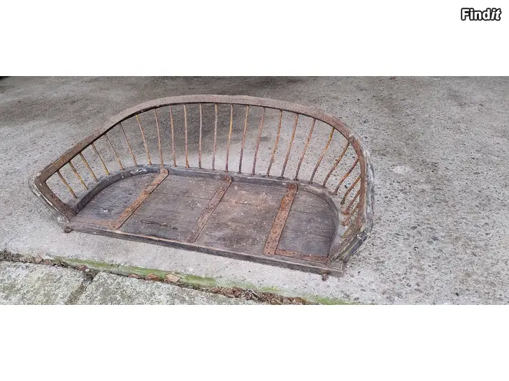 Säljes Gammal bänk/säte till hästvagn