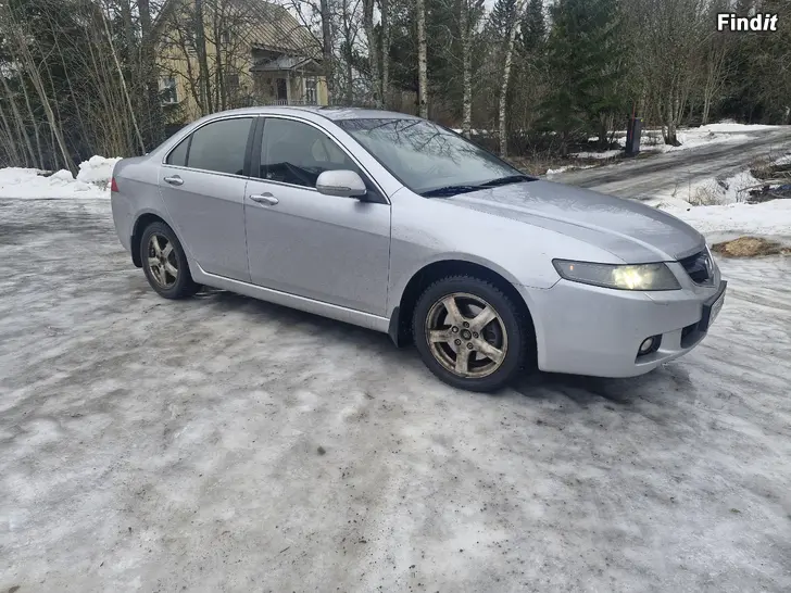 Myydään Honda accord 2.4 autom