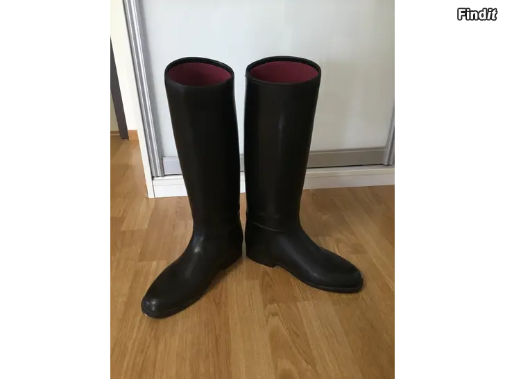 Säljes Ridstövlar