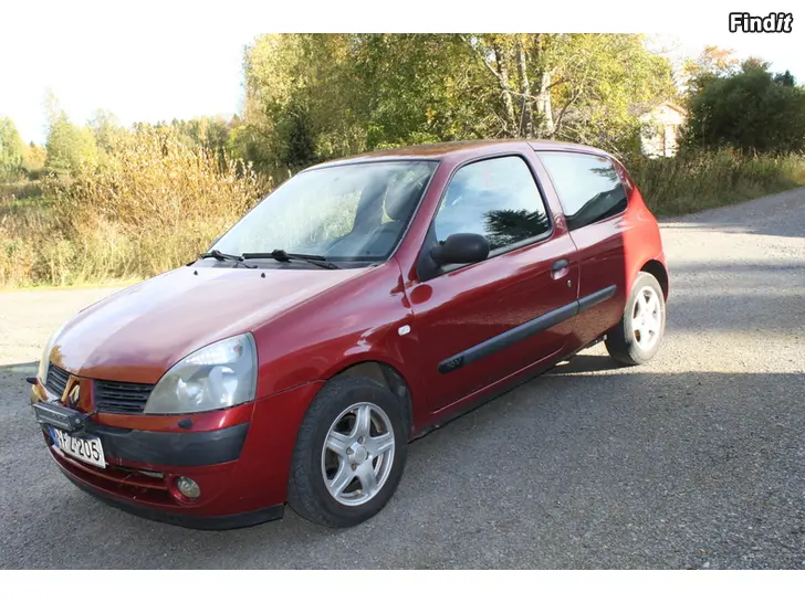 Myydään Siisti, vähän ajettu Renault Clio II 1.2 16v