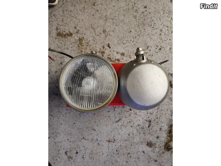 Säljes Retro Fjärrljus mm