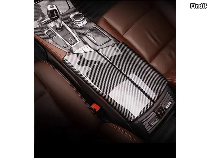 Myydään BMW F10 Käsituen päällyspalat