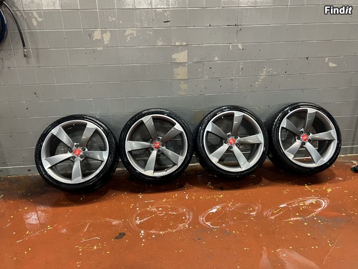 Säljes Audi Oem Rotors 20x9