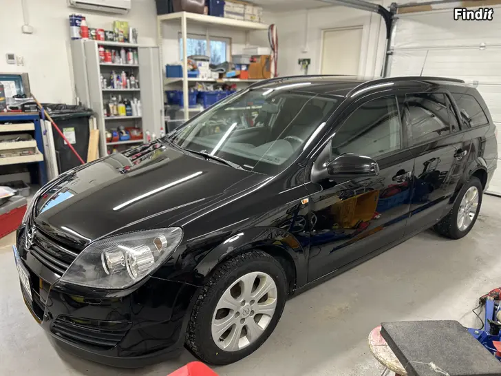 Myydään Opel Astra Farmari 1.6 2005
