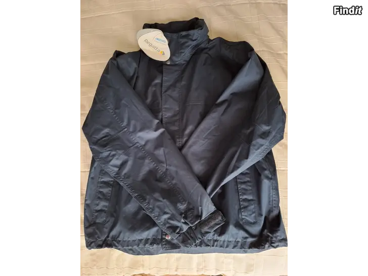 Myydään MIESTEN TAKKI