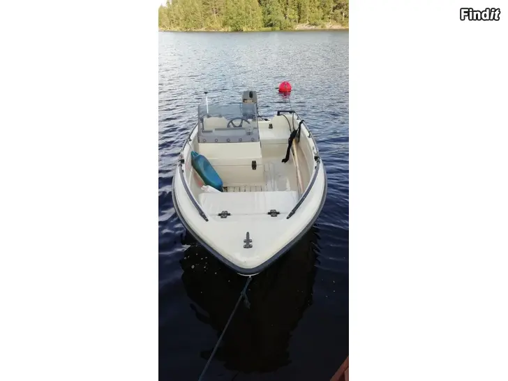Säljes Snurrbåt Terhi 4110 Suzuki 30