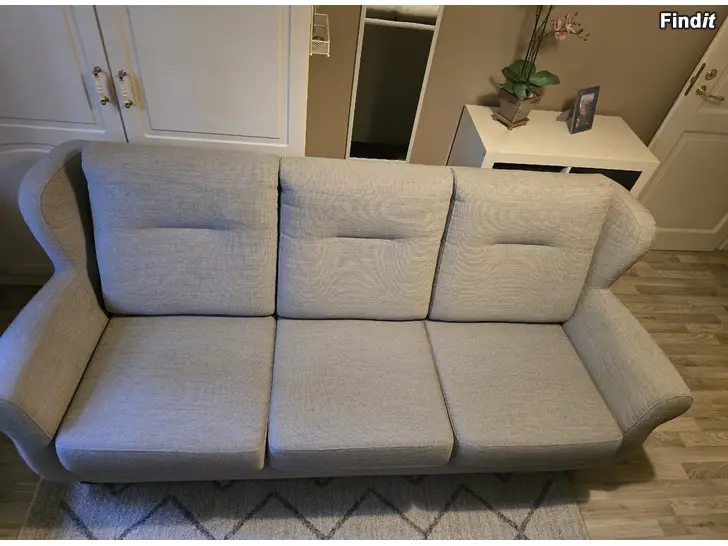 Säljes 3 sitsig ASKO soffa