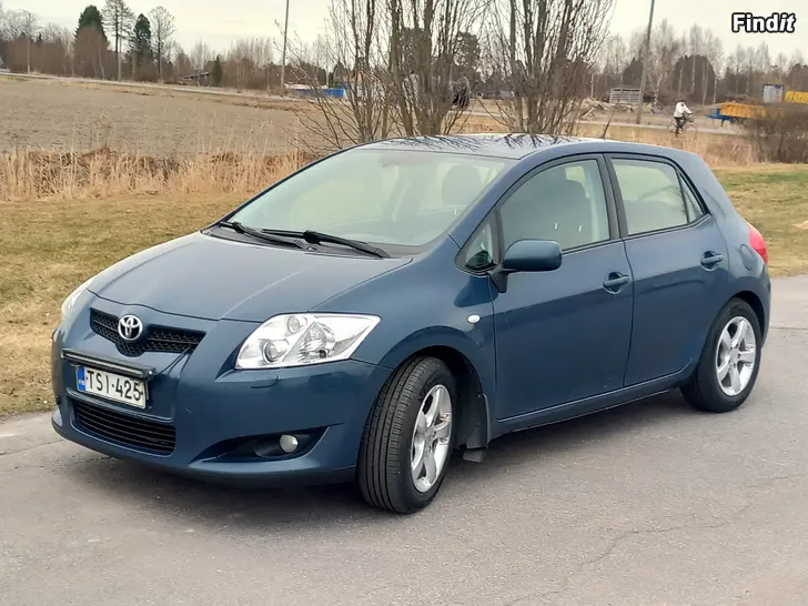 Myydään Toyota Auris 2.0 D-4D Sol Plus 5-ov