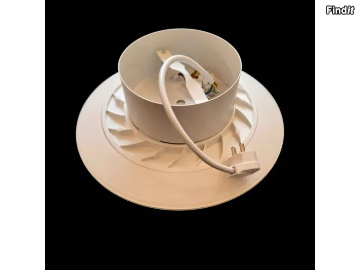 Myydään Mantra Slim CCT plafondi valkoinen asennus valaisinpistorasiaan