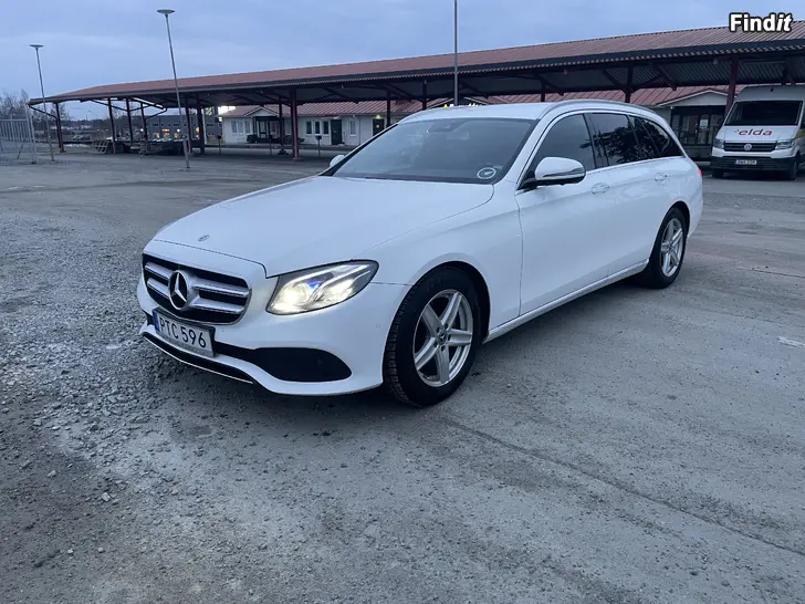 Säljes Mercedes E220 4 matic 2018 ny besiktad